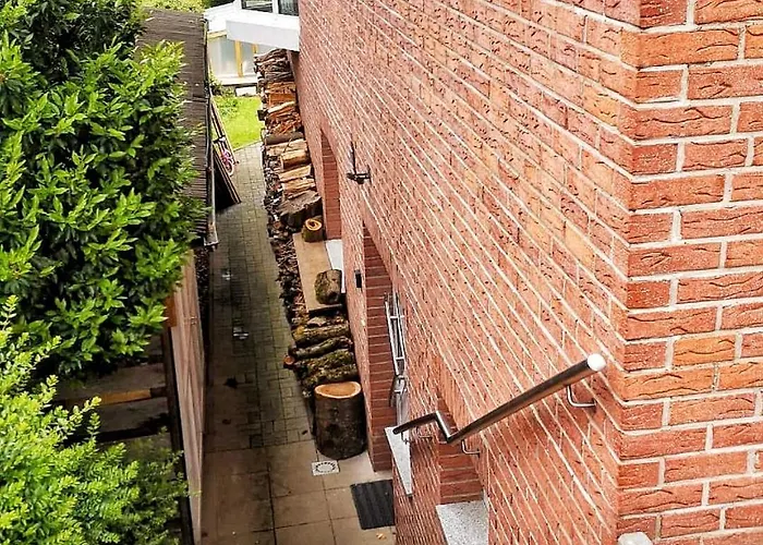 Apartmán 2-zimmer Ferienwohnung, Monteurzimmer! 20 Min Zum Cgn Flughafen.